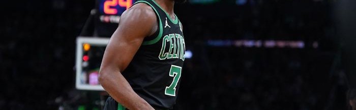 NBA总决赛G3，布朗关键三分绝杀，凯尔特人逆转独行侠夺赛点