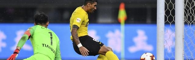  尤文图斯逆转绝杀登顶积分榜首  